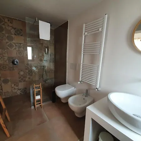 Bed and Breakfast Mamapulia Αλμπερομπέλο