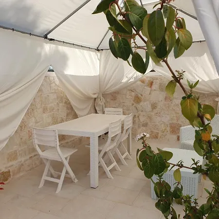 Mamapulia לינה וארוחת בוקר אלברובלו
