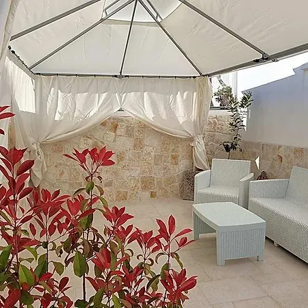Mamapulia 3*