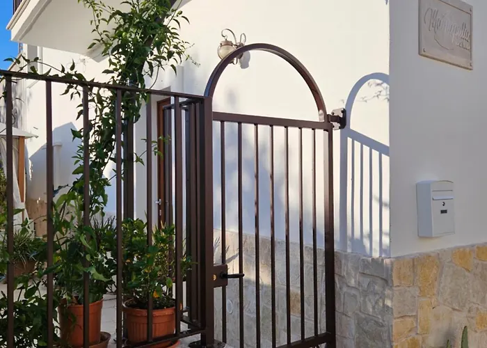 Couette-café Mamapulia 3*